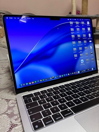 MacBook Air M2 13.6 2022 8GB/256GB Plata