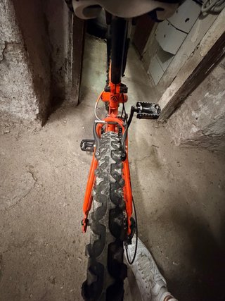 Bici da bambino arancione Si può trattare il prezz