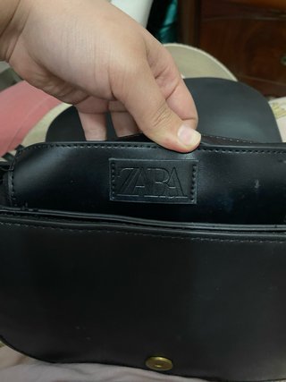 Bolso ZARA.