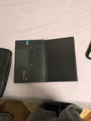 ASUS Portatil Gaming V16 Gris