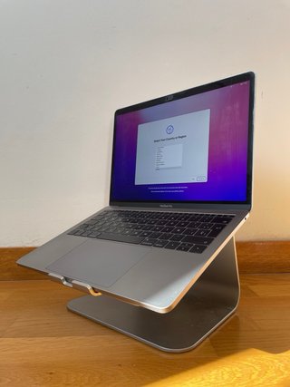 Apple MacBook Pro | 16GB | 251GB Flash