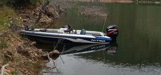 Bass boat Nitro 700 lx