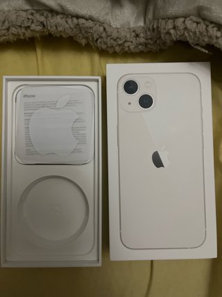 Caja iPhone 13 Blanco