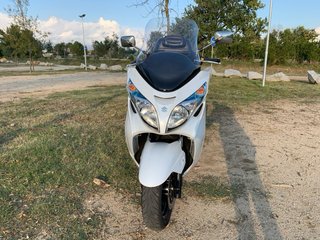 Suzuki Burgman 400 2015 Blanca
