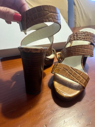 Zapatos de tacón FARRUTX marrones