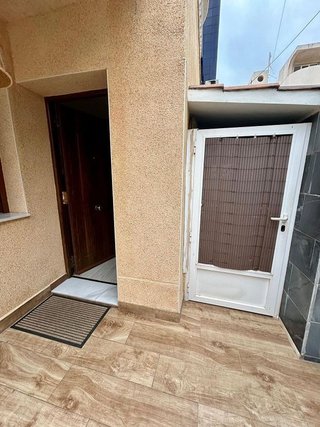 Casa pareada en venta en Playa de los Locos en Torrevieja