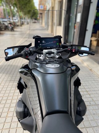 BMW R 1300 RT Negra