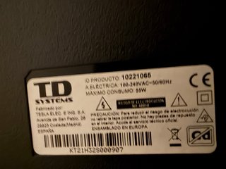 TD Systems 32 Smart TV