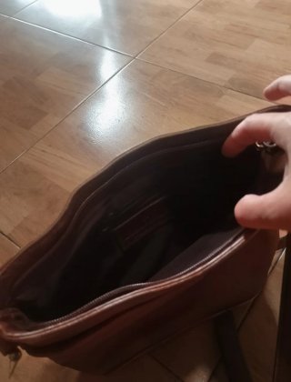 Bolso de piel marrón.Bolso de cuero