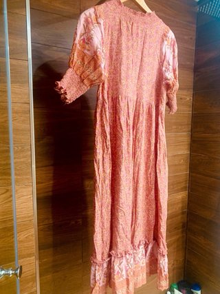 Vestido midi rosa floral