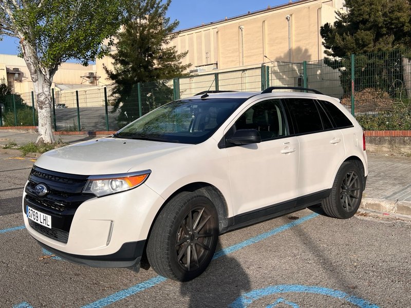 Ford Edge 2015 - foto 1