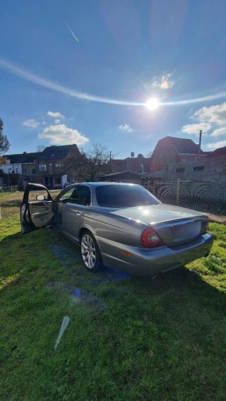 Jaguar XJ sport