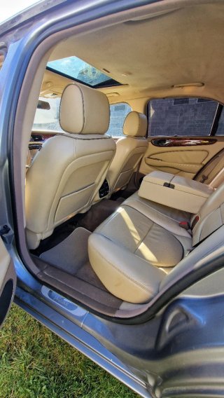 Jaguar XJ sport