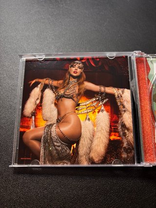 CD Taylor Swift Showgirl Firmado