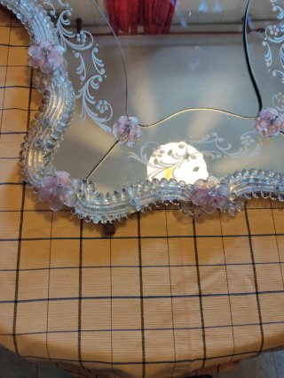 Espejo veneciano con cristal de Murano.
