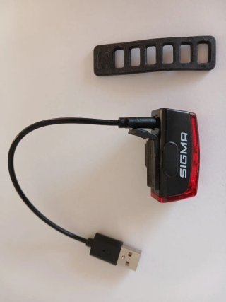 Luz trasera bicicleta Sigma Infinity