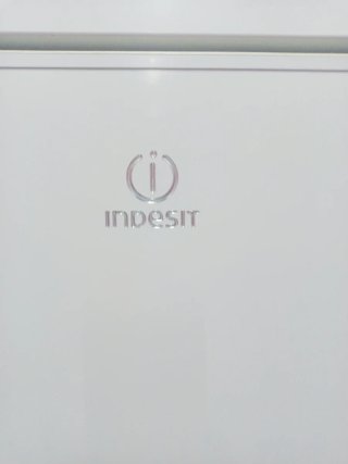 Nevera Indesit Blanca