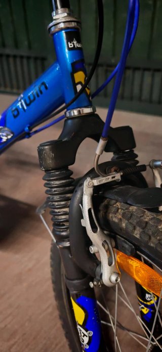 Bicicleta infantil azul Btwin