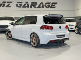Volkswagen Golf 2.0 TSI 270cv DSG 4Motion R