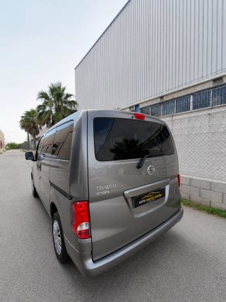 Nissan Evalia 2012