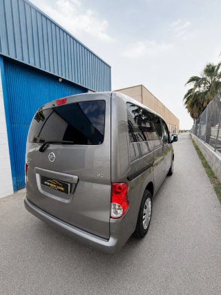 Nissan Evalia 2012