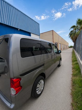 Nissan Evalia 2012