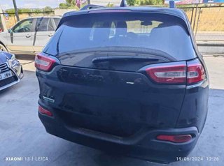 Paragolpes trasero jeep 217185 68232314ad cherokee