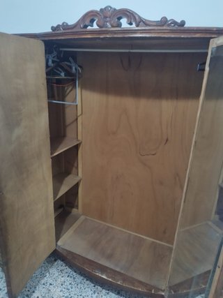 Armario de madera clásico Estilo antiguo