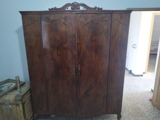 Armario de madera clásico Estilo antiguo