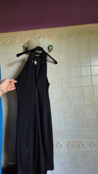 Abito nero con frange