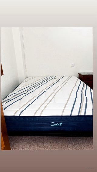 Cama de tela Suit casi nueva NEGOCIABLE