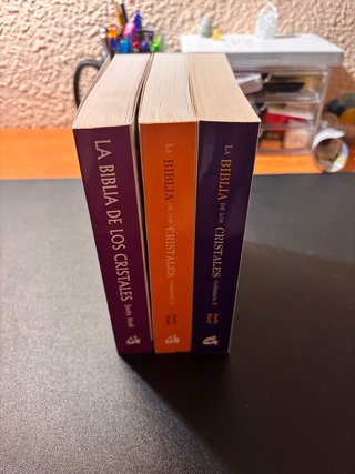 La biblia de los Cristales, pack con los 3 libros.