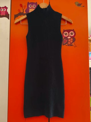 Vestido negro sin mangas