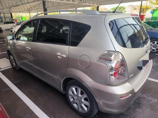 Toyota Corolla Verso 2004