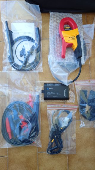Fluke 125B Osciloscópio 40MHz