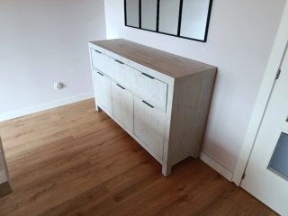 Muebles Banak y Sillas Diseño.