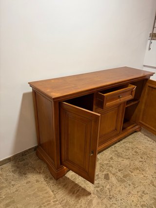 Mueble aparador de madera de cerezo