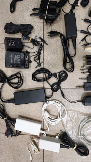 Lote Varios Cables y Adaptadores