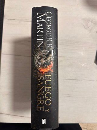 Libro Fuego y Sangre (Canción de hielo y fuego)