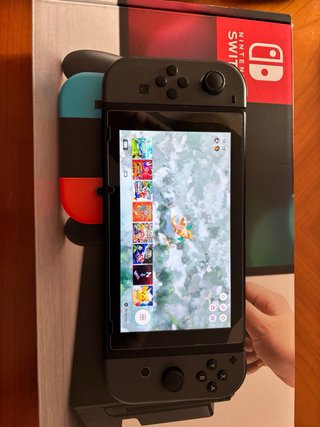 Nintendo Switch Azul y Rojo