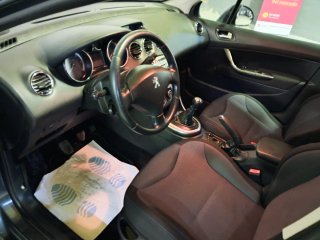 Peugeot 308 2012