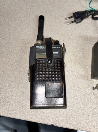 Walkie Talkies Yaesu MRH-7010