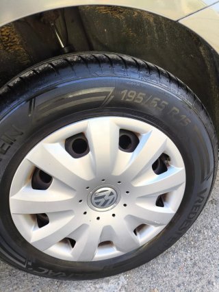Volkswagen Touran 2012