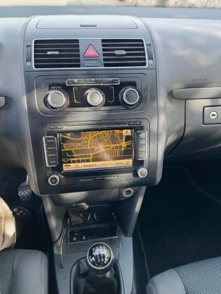 Volkswagen Touran 2012