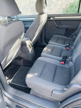 Volkswagen Touran 2012
