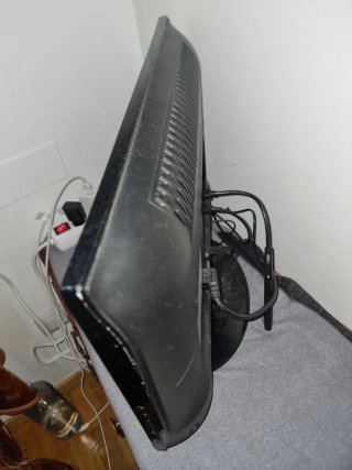 TV Samsung 21 Negra solo funciona con mando