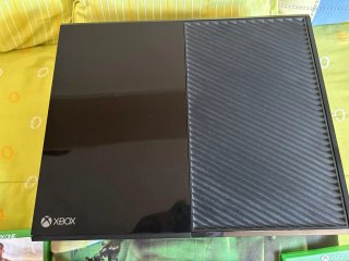 Pack Xbox One + 2 mandos+6 juegos