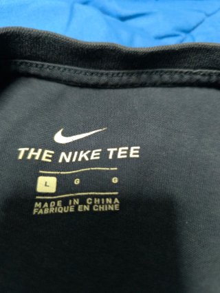 Camiseta Nike Azul marino Logo Rojo