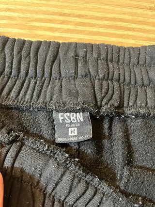 Pantalón corto negro hombre