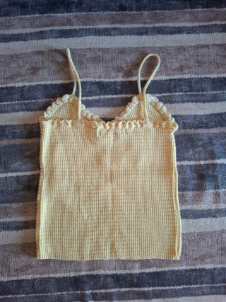 Top amarillo escote fruncido